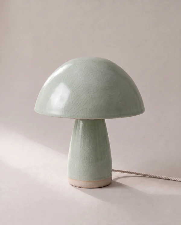 Cap in celadon crackle