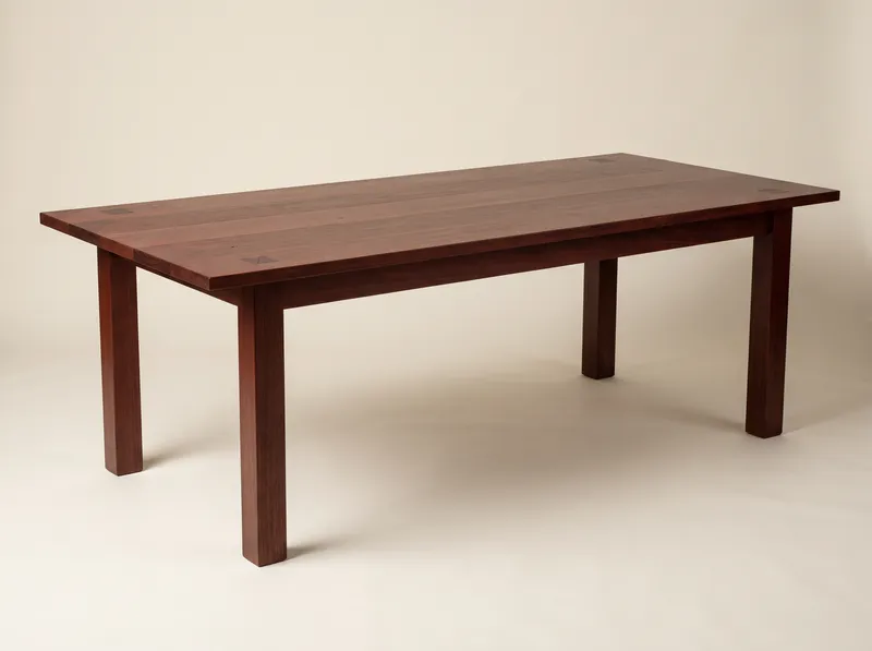 Hamelin dining table: in jarrah