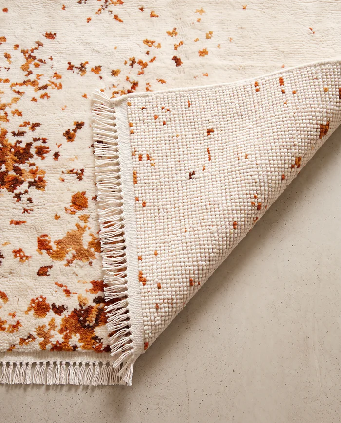 Bay of Fires rug: the knotted back
