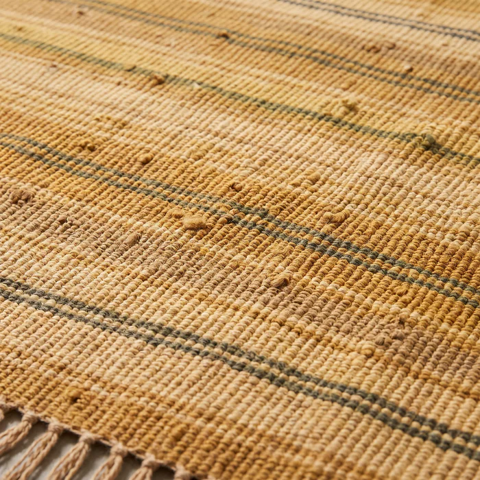 Buttongrass: the weave, up close